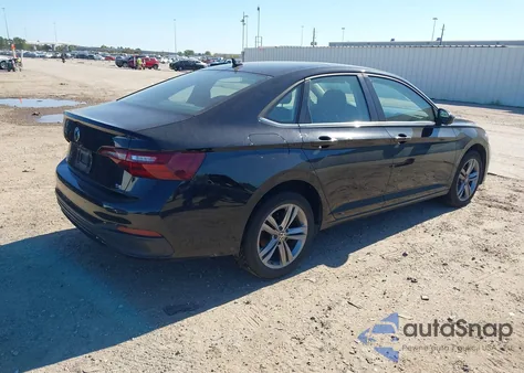 2024 Volkswagen Jetta 1.5T Se from USA, damaged, VIN 3VW7M7BU1RM000527